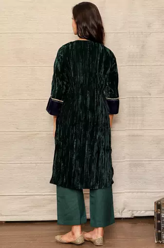 Dark green embroidered velvet silk kurta with mashru silk pants