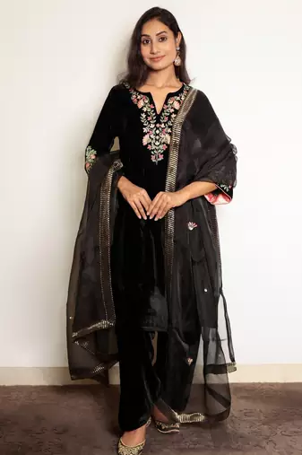 Black embroidered velvet kurta set with salwar and organza dupatta, stitched