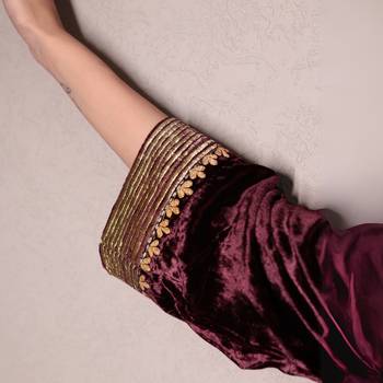 Wine embroidered velvet kurta with velvet pants 4