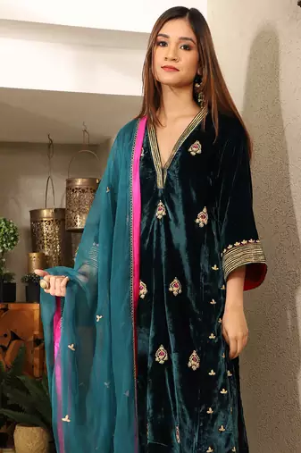 Teal embroidered velvet kurta set with mashru silk pants & dupatta