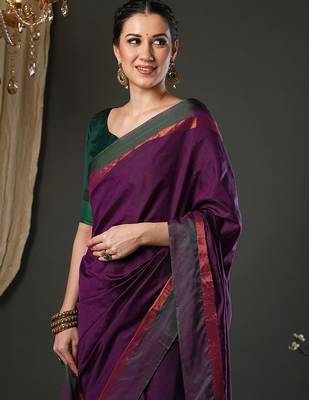 Wine silk blend soft saree with contrast blouse 4