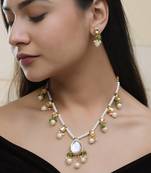 "bridal kundan pearl necklace set with green beads & matching earrings