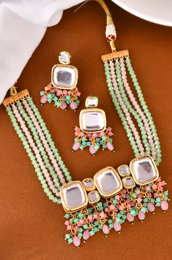 Pearl kundan choker necklace set with earrings