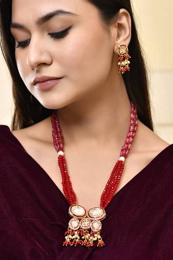 Red beaded kundan necklace set with earrings
