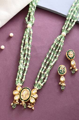 Green beaded kundan necklace set with pearl drops & earrings