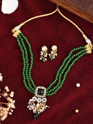 "green beaded kundan necklace set with pearl drops 2