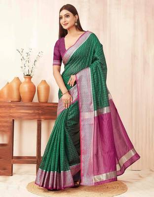 Green checks design silk blend saree with blouse piece 3