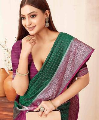 Green checks design silk blend saree with blouse piece 4