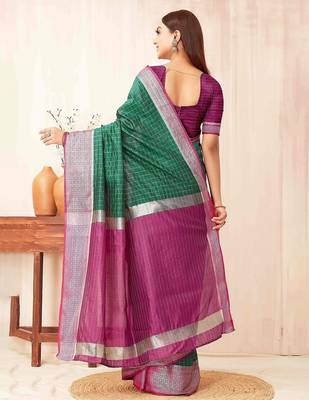 Green checks design silk blend saree with blouse piece 5