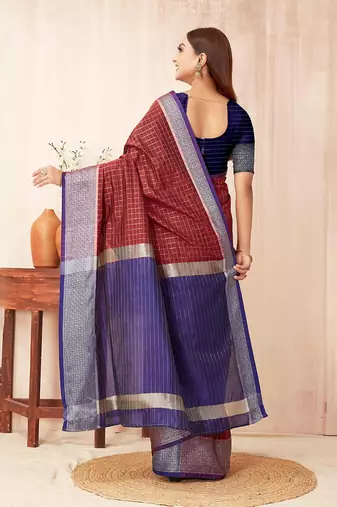 Maroon checks design silk blend saree with blouse piece