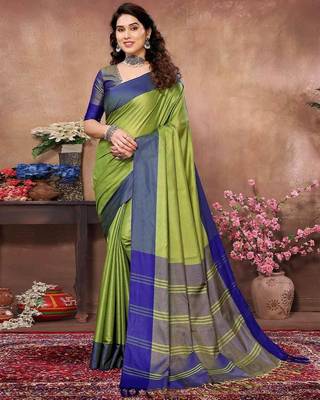Green silk blend heavy border saree with contrast blouse 1
