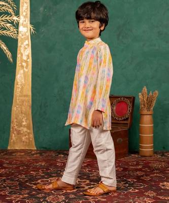 Boys multi-coloured ethnic kurta with white pant (set of 2) 3