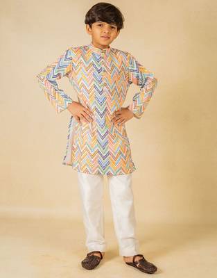 Boys zig zag printed ethnic kurta with white pant (set of 2) 2