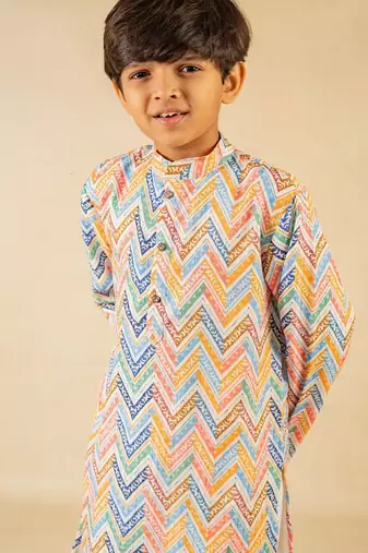Boys zig zag printed ethnic kurta with white pant (set of 2)