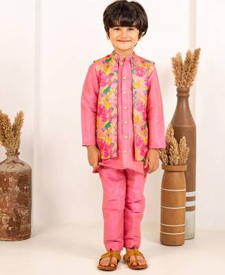 Boys pink kurta and pant with roman digital print jacket (set of 3) 1