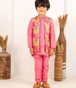 Boys pink kurta and pant with roman digital print jacket (set of 3)