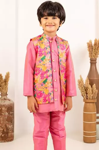 Boys pink kurta and pant with roman digital print jacket (set of 3)