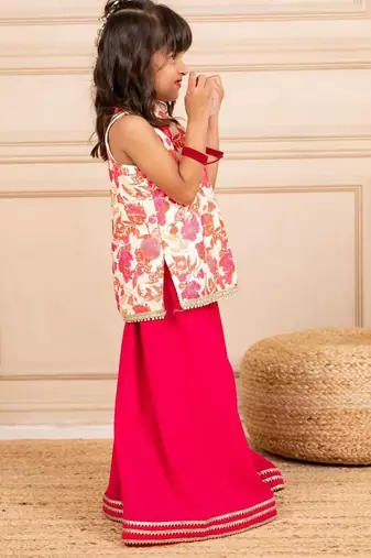 Girls moonga floral digtal printed sleeveless top with pink  sharara (set of 2)