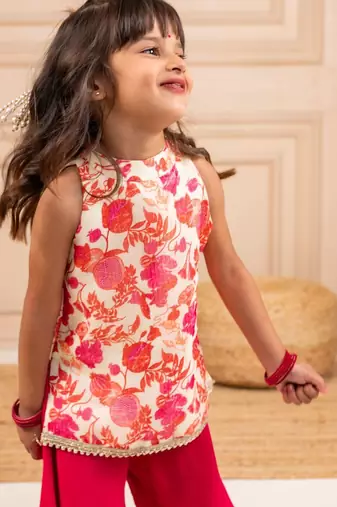 Girls moonga floral digtal printed sleeveless top with pink  sharara (set of 2)