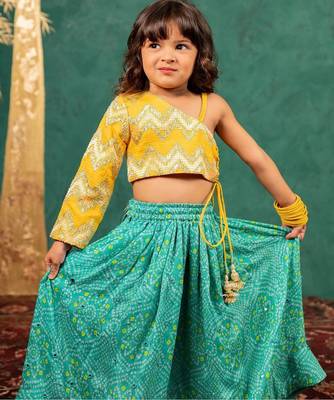 Girls one shoulder yellow top with bandhni mirror work lehenga (set of 2) 5