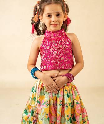 Girls pink sleeveless top and roman printed lehenga (set of 2) 2