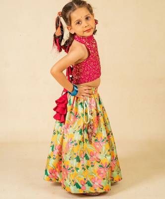 Girls pink sleeveless top and roman printed lehenga (set of 2) 5