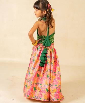 Girls green sleeveless top and roman printed lehenga (set of 2) 4