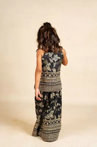 Girls dola silk embroidered black sleeveless top with palazzo (set of 2)