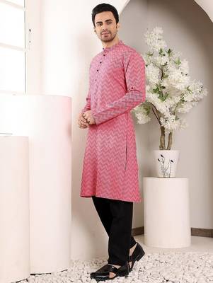 Pink cotton embroidered kurta pajama for mens 4