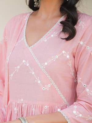 peach pure cotton embroidered a-line kurta set 6