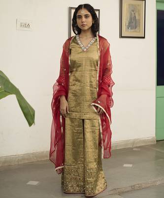 Green tissue plain kurta sets 4