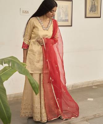Gold tissue plain kurta sets 2