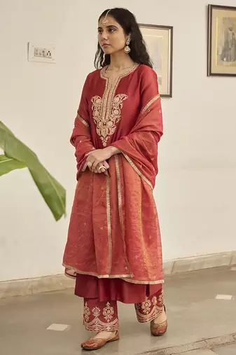 Red chanderi embroidered kurta sets