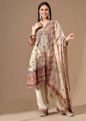 Golden cream kurta set with farshi salwar & zardozi work 3
