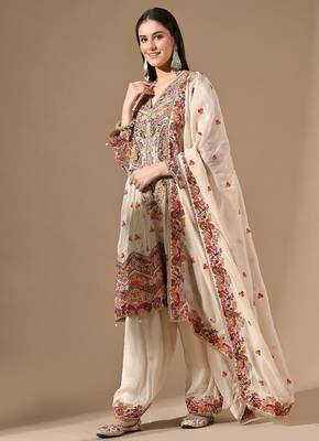 Golden cream kurta set with farshi salwar & zardozi work 4