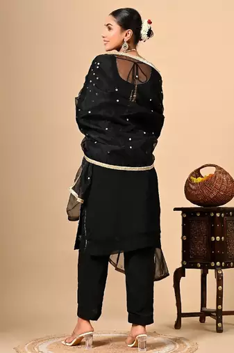 Black kurta set with astonishing gotta dabka thread and zardozi work