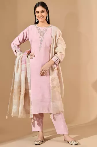 Pink chanderi kurta set with pearl & cutdana work