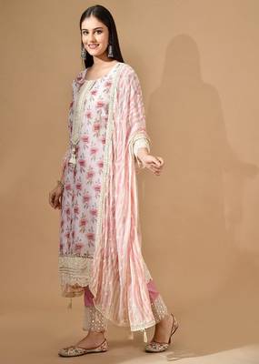 Cream organza kurta set with mirror & thread work 3