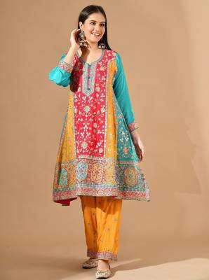 Multicolour yellow kurta set with zardozi & thread embroidery 4