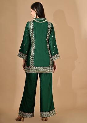 Green silk kurta set with zardozi pearl & cutdana work 3