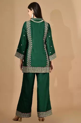 Green silk kurta set with zardozi pearl & cutdana work