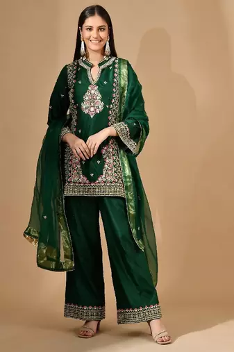 Green silk kurta set with zardozi pearl & cutdana work