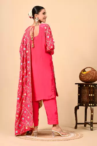 Exquisite pink kurta set with gotta thread and mirror work