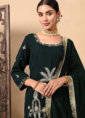 Bottle green kurta set with zardozi dabka sequins thread and pearl work 3
