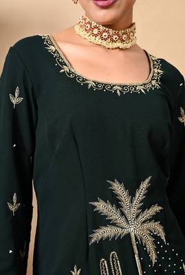 Bottle green kurta set with zardozi dabka sequins thread and pearl work 5