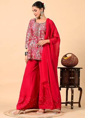 Reddish pink sharara set with peplum on kurta and thread work 5