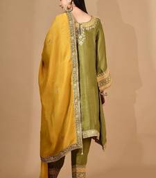 Yellow green kurta set with zardozi & appliqu   detailing