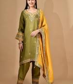 Yellow green kurta set with zardozi & appliqu   detailing