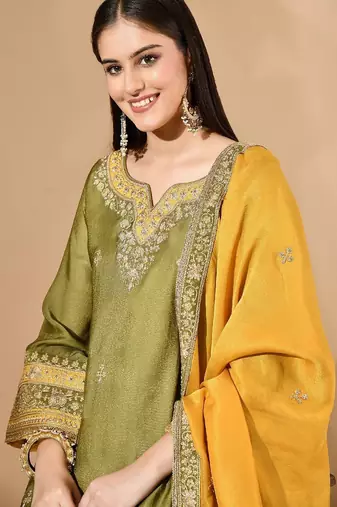 Yellow green kurta set with zardozi & appliqu   detailing