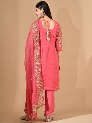 pink chiffon kurta set with gotta work 2